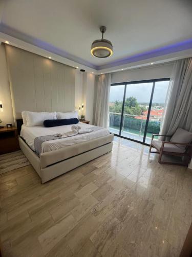 8 BR Grand Villa in Oceanfront Comm Sosua Ocean Vill in Playa Chiquita