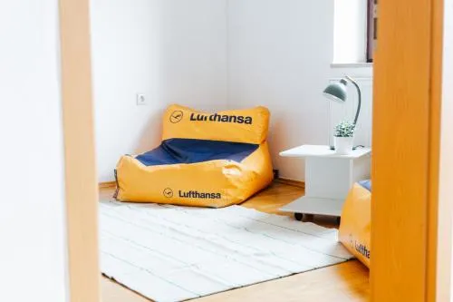 raum life - Stilvolle Wohnung mit 2 Schlafzimmern und kostenlosen Parkplatz in Straubing, Deutschland