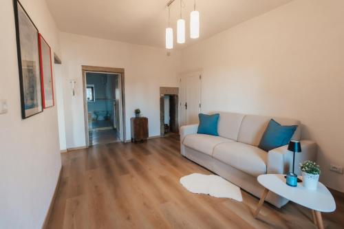 Közös társalgó / TV, DONNA LAURA - Holiday Home in Puliciano