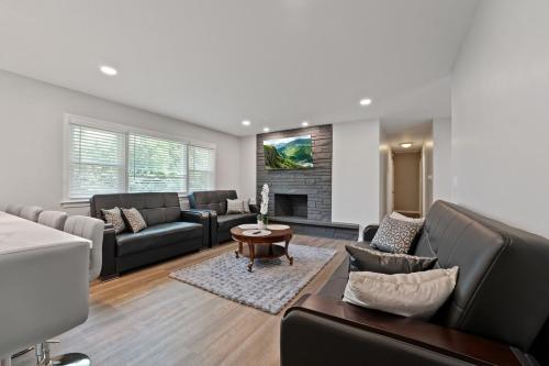 Exceptional Willowbrook Retreat in Darjena (IL)