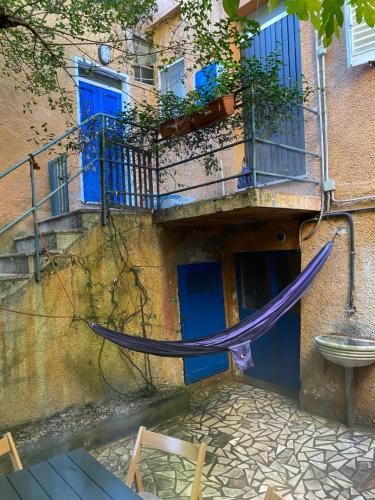 Blu Klein in Foligno