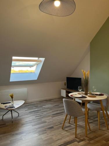 Facilities, Appartement vue Loire in Ile Offard