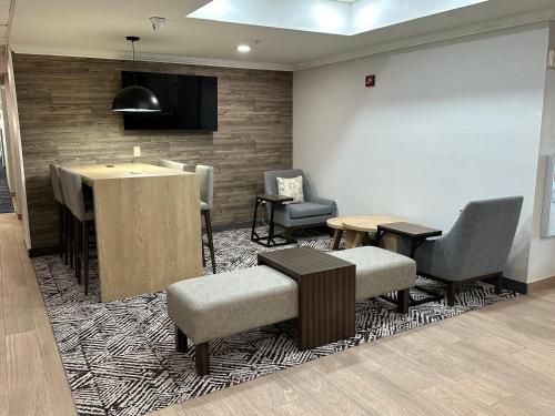 Candlewood Suites Conway an IHG Hotel - image 23