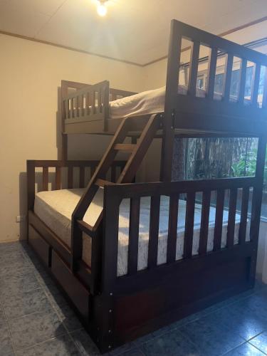 Room near Airport SJO in San Antonio del Tejar