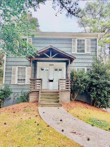 Létesítmények, Midtown 2BR Townhouse | Walk to Park, Sleeps 6+ in Ansley Park