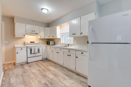 Ski, Hike & Explore: Home 5 Mi to Dtwn Burlington! in Essex (VT)