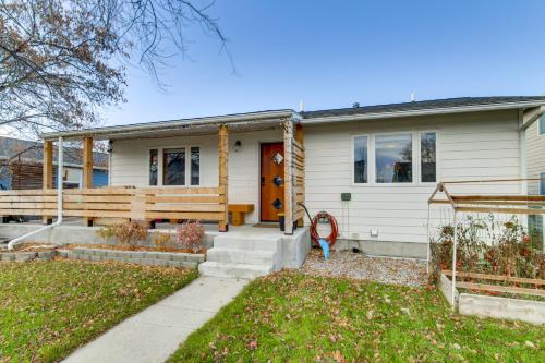 12 Mi to Bozeman Pet-Friendly Gem with Sauna and Yard in Belgrade (MT)