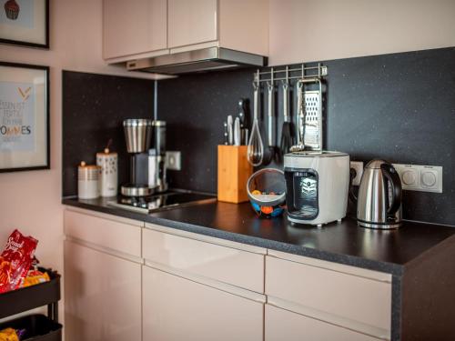 virtuve, Lake Breeze Retreat in Klitten in Grossdubrau