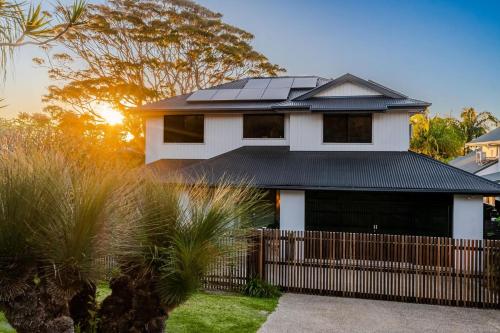 Sunset on Massinger - 60 Massinger Street - image 2
