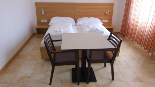 Hotel Aton - image 4