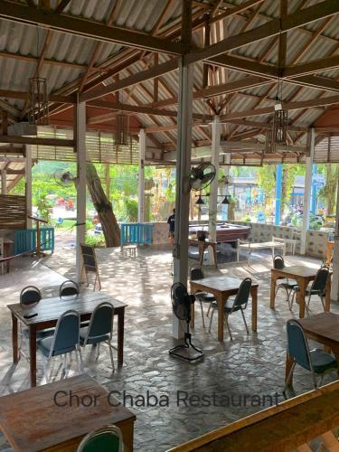 Restaurant, Chor Chaba in Koh Kood
