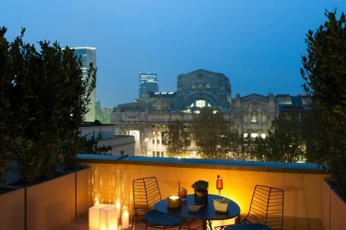 room detail thumbnail 1