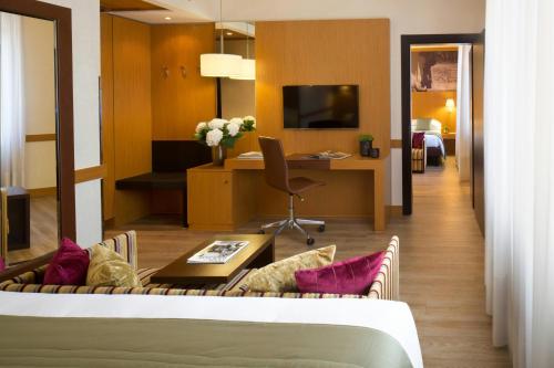 room detail thumbnail 0