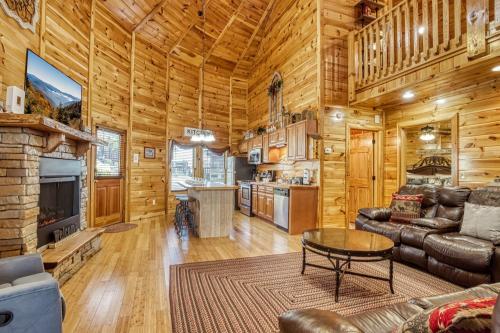 Declans View - Cozy 1 bedroom with Game room and Great Mountain Views! cabin in Sevierville, USA