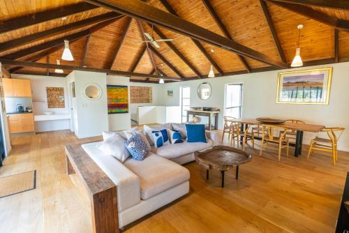 Sand Track - The Beachfront Retreat in otok sjeverni Stradbroke