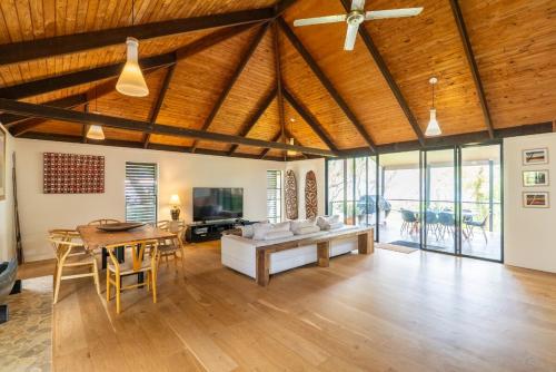 Sand Track - The Beachfront Retreat in otok sjeverni Stradbroke