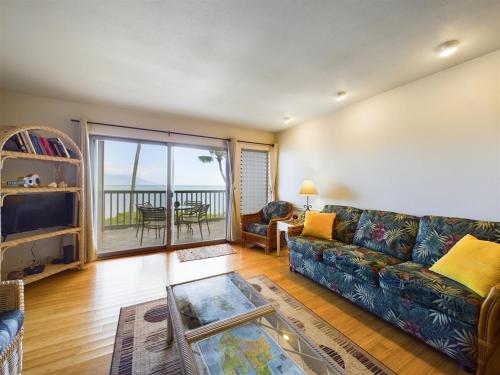 Oceanfront true 2 bedroom wlanai on Molokai in Ualapue (HI)