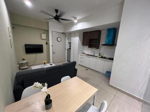 IA Guest House, Suria Jelutong Serviced Apartment in 武吉日落洞