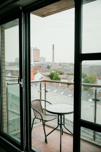 ทัศนียภาพ, Urban Elegance: Luxury; Sleeps 6 in แซนดี โรว์ แอเรีย