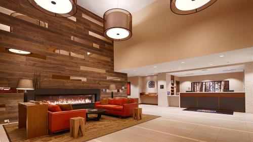 Mountain View Inn & Suites in 森德雷 (AB)