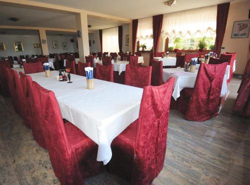 Restaurant, Hotel San Remo in San Zeno di Montagna