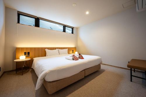 V Residence by H2 Life