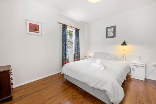 Banksia Cottage - Pet Friendly Waterfront - image 5
