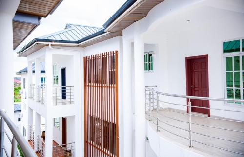 Hidden Gem in Tema 25 in Dawhenya