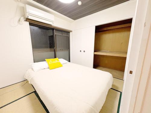 5 minutes walk from Daikokucho Station Dotonbori G301