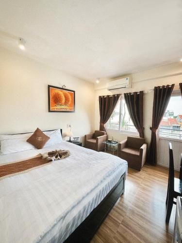 Canary Boutique Hotel - image 5