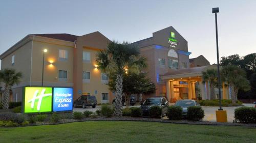 Holiday Inn Express Baton Rouge North an IHG Hotel - image 10