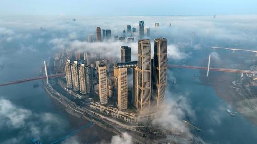 Chongqing MC Maiyue High-Altitude River View Hotel,50m to 2 Rails-Top-Floor 44th-49th Riverfront Roo