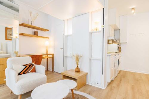 Charming studio 2P in the heart of Paris - main image