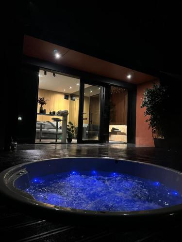 热水浴池, Casa Luba in 绍尔克拉斯蒂
