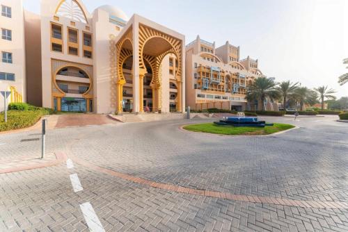 Sunset Beach Escape at Palm Jumeirah 311 by The Rosewood Vacation Homes Rental LLC in The Palm Jumeira