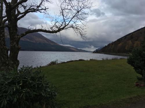 A szálláshely kívülről, Mountain Thyme Lodge in Invergarry