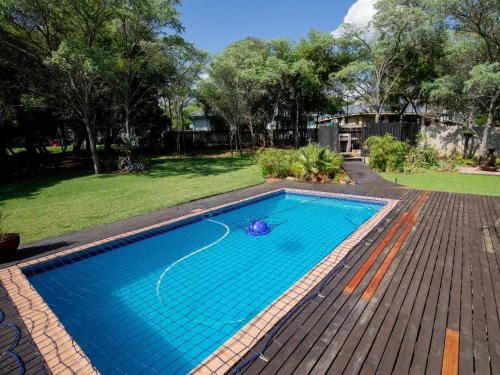 bazen, Weavers Nest Guesthouse in Koro Creek Golf Estate