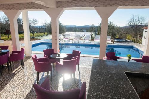 Family friendly house with a swimming pool Cista Velika, Vodice - 20227 in Čista Velika