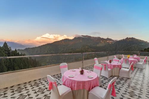 Country Inn Premier Pacific Mall Road Mussoorie in Mussoorie