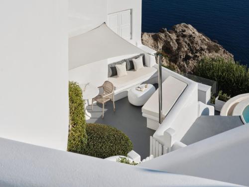 Canaves Oia Sunday Suites - image 10