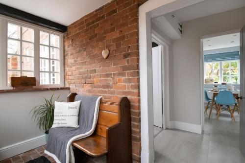 The Nest at Winnall Luxury 19th Century Cottage in Dunhampton (Worchester)