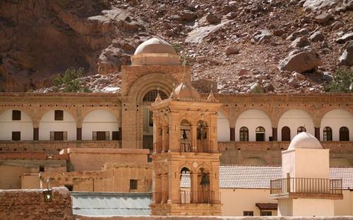 Saint Catherine Camp & Lodge - Moses Mountain Sinai Tours