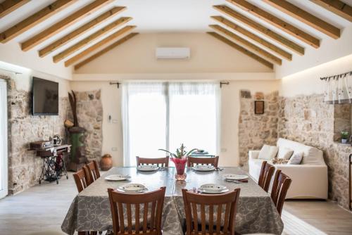 Iekārtas, Villa Didova kuca ZadarVillas in Otrić