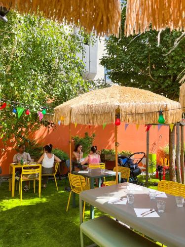 花園, The People - Tours in 圖爾市中心