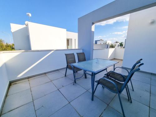 المرافق, Beach Villa With Private Pool And BBQ in بيريفوليا