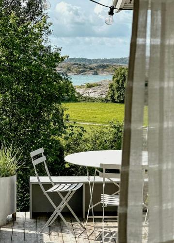 外部景觀, Three Houses With Ocean View On Tjörn (Three Houses With Ocean View On Tjorn) in 法格菲亞爾