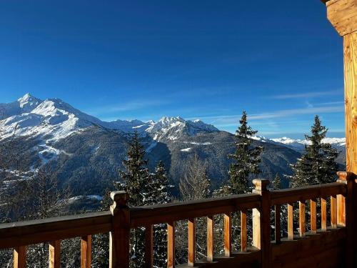 Design Flat With Panoramic Views In La Rosière