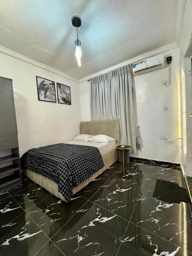 The Apartment at Akoka Yaba, Lagos - House 16 Shobande Street in Somolu