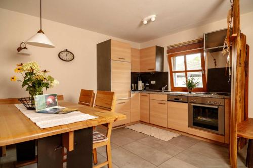 5 Sterne Ferienwohnung Tulpe Dienberger Hof in Untergriesbach, Deutschland