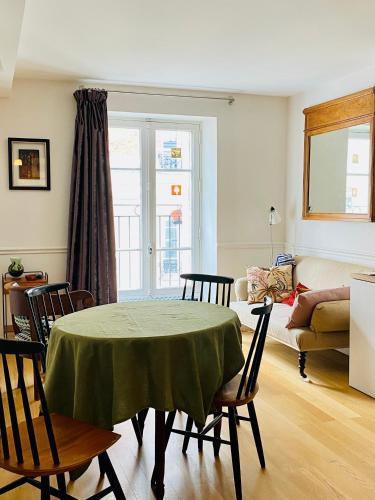 Elegant and cosy flat near Montmartre - Location saisonnière - Paris